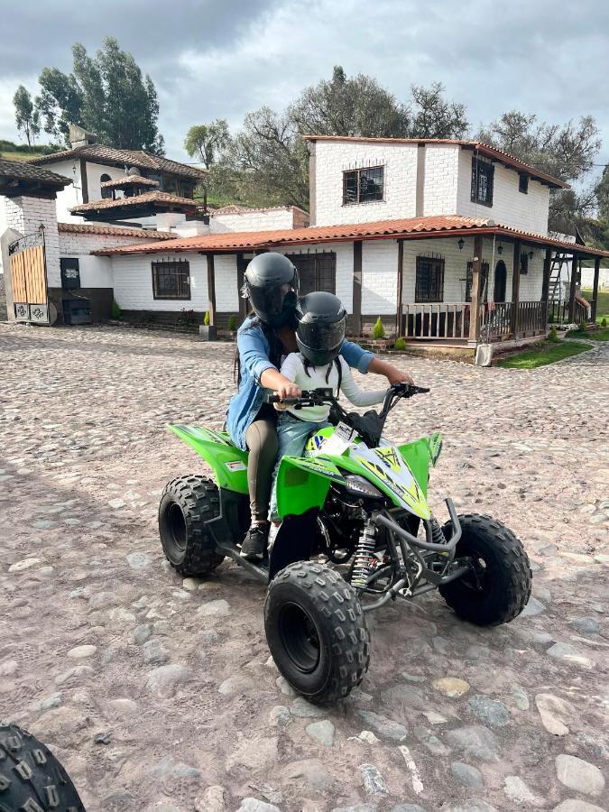 Hacienda Santa Ana Lodging Guamote ภายนอก รูปภาพ
